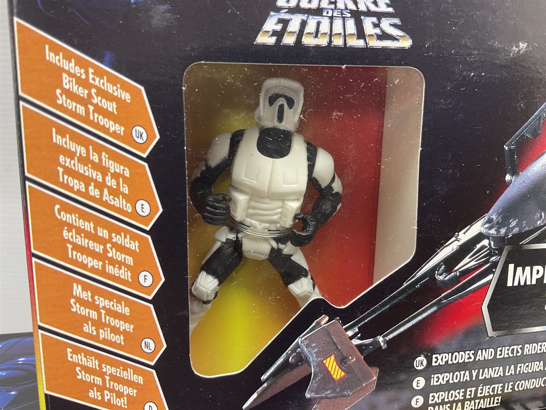 Star Wars - La Guerra De Las Galaxias La Guerre Des Etoiles/Shadows of the Empire - TIE Fighter; Cloud Car; Airspeeder; Landspeeder; Death Star Escape; Detention Block Rescue; Imperial Speeder Bike; Boba Fett IG-88; and Crowd Control Stormtrooper; all boxed/carded (9)