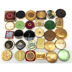  Collection of assorted vintage powder compacts including Statton, KIGU and other makers   