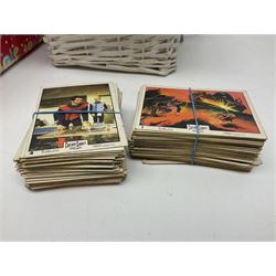 Complete set of Captain Scarlet 1967 Bubblegum cards, with incomplete set missing nos 1-3, with a small amount of books etc