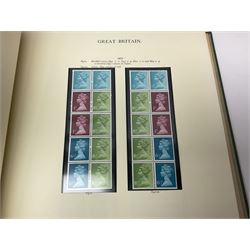 Great British and World stamps, including Queen Elizabeth II issues, first day covers, miniature sheets, Egypt, Finland, France, Greece, Honduras, Hungary, India, Italy, Poland etc, housed in various albums, folders and loose, in one box