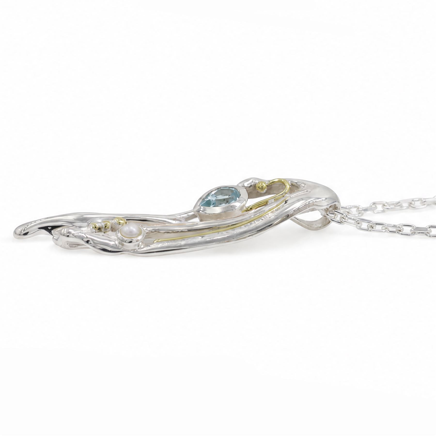 Silver and 14ct gold wire blue topaz and pearl pendant necklace, stamped 925