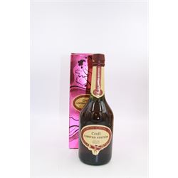 Mixed alcohol, comprising, three bottles of Harveys Bristol Cream Sherry, Harveys Bristol Milk Sherry, Croft very old pale cream sherry and Taylor's Trident port, various contents and proof  (6)