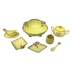 Crown Devon Garden Path pattern ceramics, comprising bowl, twin handled lidded sucrier, sauce boat and saucer, jug, two small dishes and spoon, bowl D22cm