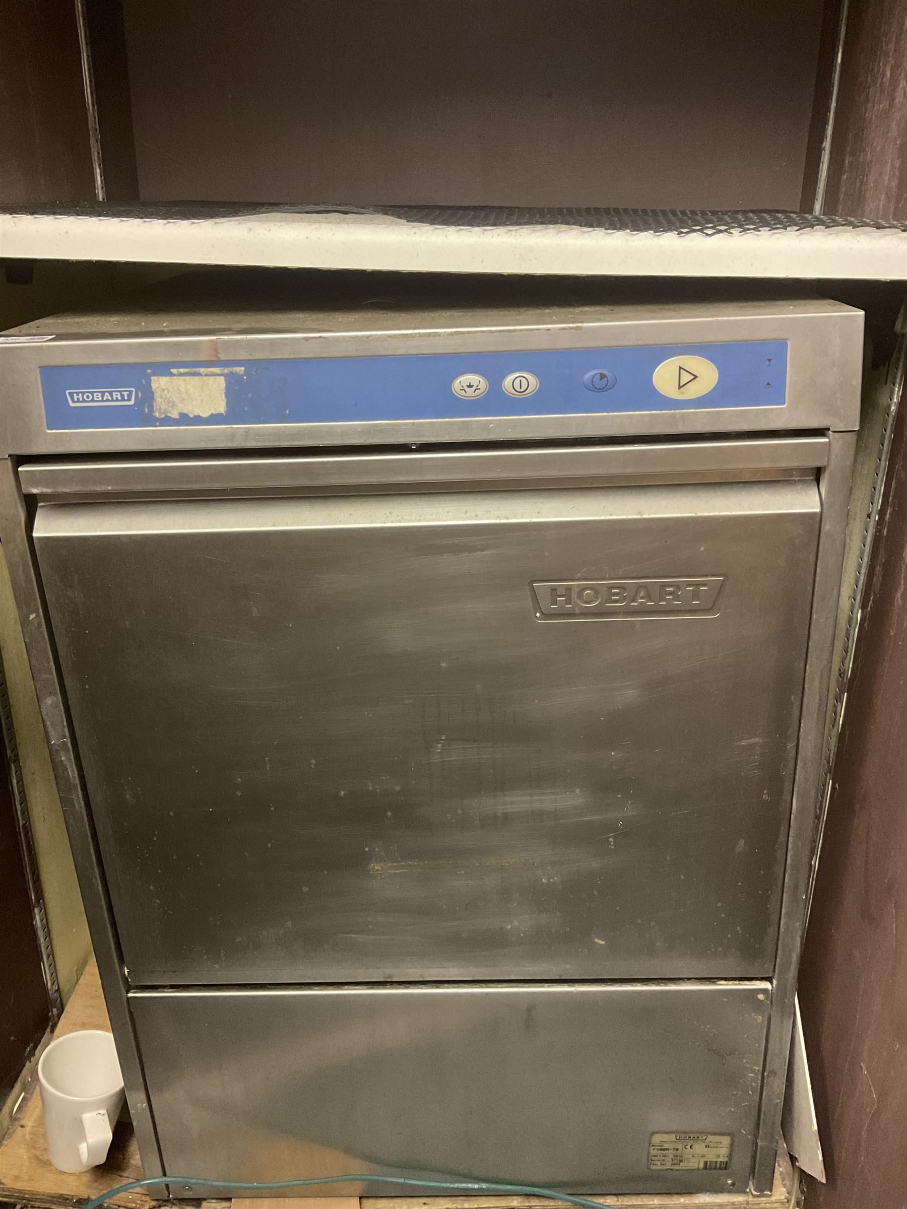 Hobart FX800 70 glass washer - spares or repairs- LOT SUBJECT TO VAT ON THE HAMMER PRICE - To be collected by appointment from The Ambassador Hotel, 36-38 Esplanade, Scarborough YO11 2AY. ALL GOODS MUST BE REMOVED BY WEDNESDAY 15TH JUNE.