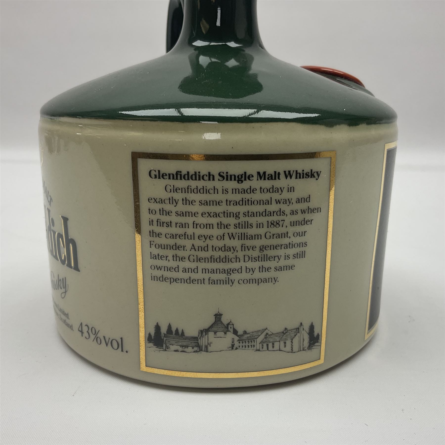 Glenfiddich, single malt Scotch whisky 750ml 43% vol, in Charles Edward Stuart ceramic flagon