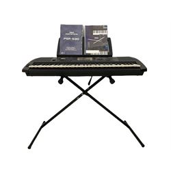 Yamaha PSR-530 electric keyboard, with s