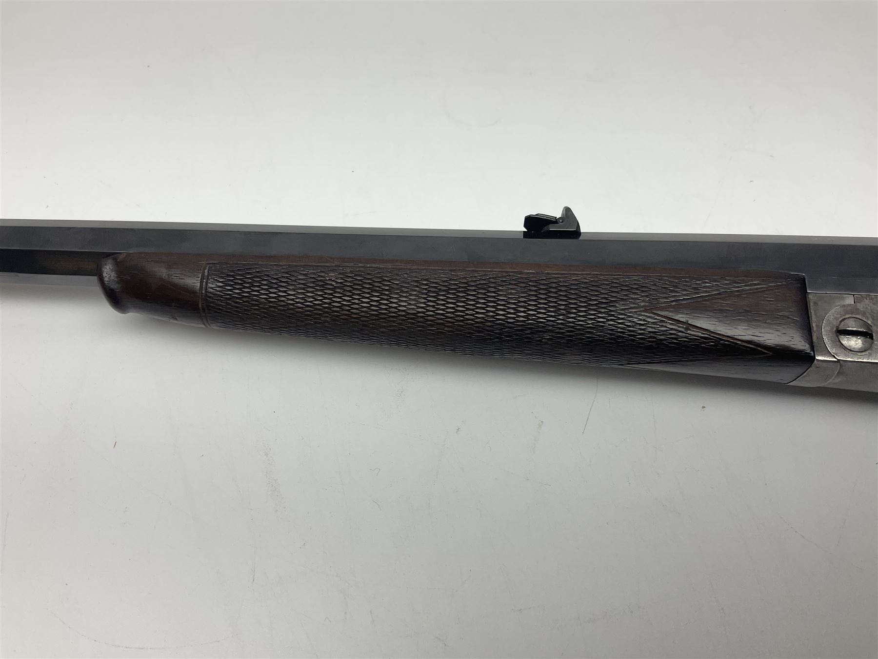 W.R. Pape Newcastle-upon-Tyne .297/250 Rook rifle, the 69cm (27