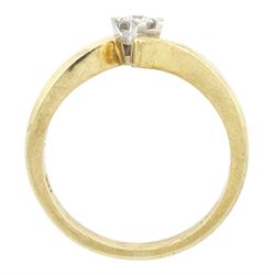 9ct gold single stone round brilliant cut diamond  ring, diamond approx 0.10 carat
