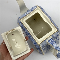 A Victorian Burgess and Leigh Aesthetic style blue and white teapot, decorated with an Indian hunting scene and heightened with gilt to edges, H17cm. 
