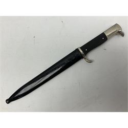 German Wehrmacht KS98 dress bayonet, with plain 19.5cm fullered blade marked Anton Wingenje Solingen, chequered black plastic grip and original leather washer to ricasso; in black painted metal scabbard L36cm overall