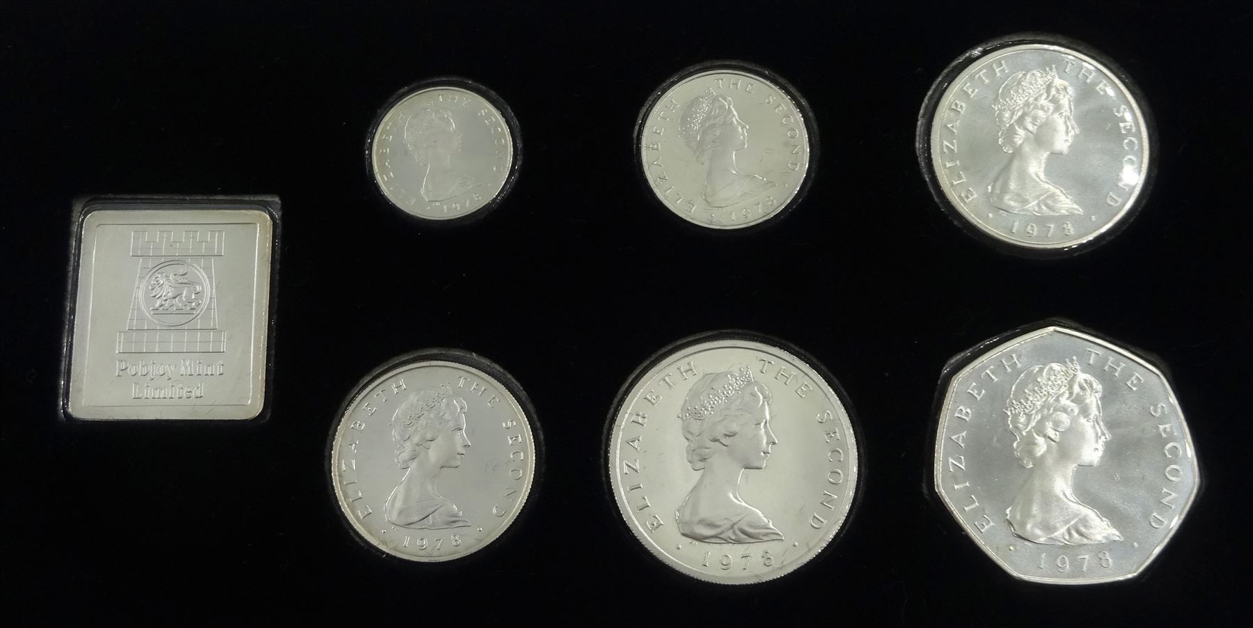 Queen Elizabeth II Isle of Man Pobjoy Mint 1978 silver coin collection, commemorating the 25th anniversary of the Coronation of Her Majesty Queen Elizabeth II, cased with certificate