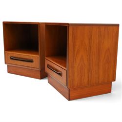 G-Plan - ‘Fresco’ teak pair of bedside cabinets, each with rectangular top over open recess and single drawer with sculpted handle, on plinth base