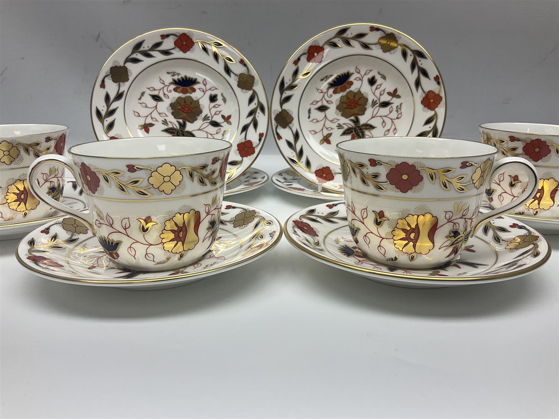 Royal Crown Derby Asian Rose pattern, tea set for four, comprising teacups, saucers and dessert plates (12)