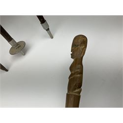 Adjustable Gamebird shooting stick, together with Mills Munitions shooting stick, Featherwate shooting stick, five others and two wooden walking sticks.  