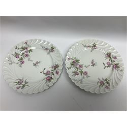 Limoges Haviland pattern coffee service for eight, comprising coffee pot, covered sucrier, milk jug, dessert plates, cups and saucers (27)