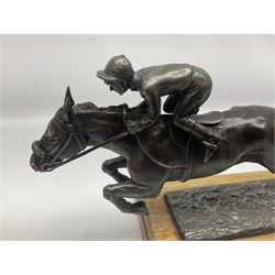 William Timym MBE (1902-1990): 'Spirit of the National', racehorse, bronze signed and impressed 'Aintree 30' on a mahogany plinth, H20cm