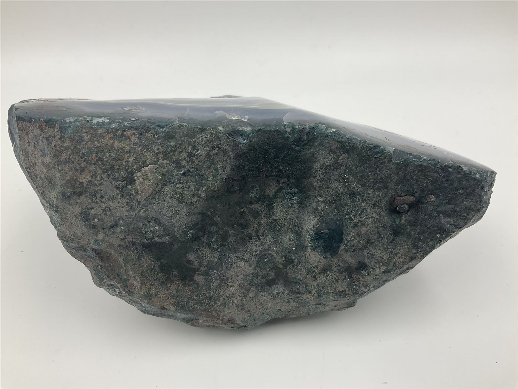 Amethyst crystal geode cluster, with well-defined crystals of various sizes, in purple tones, H12cm 