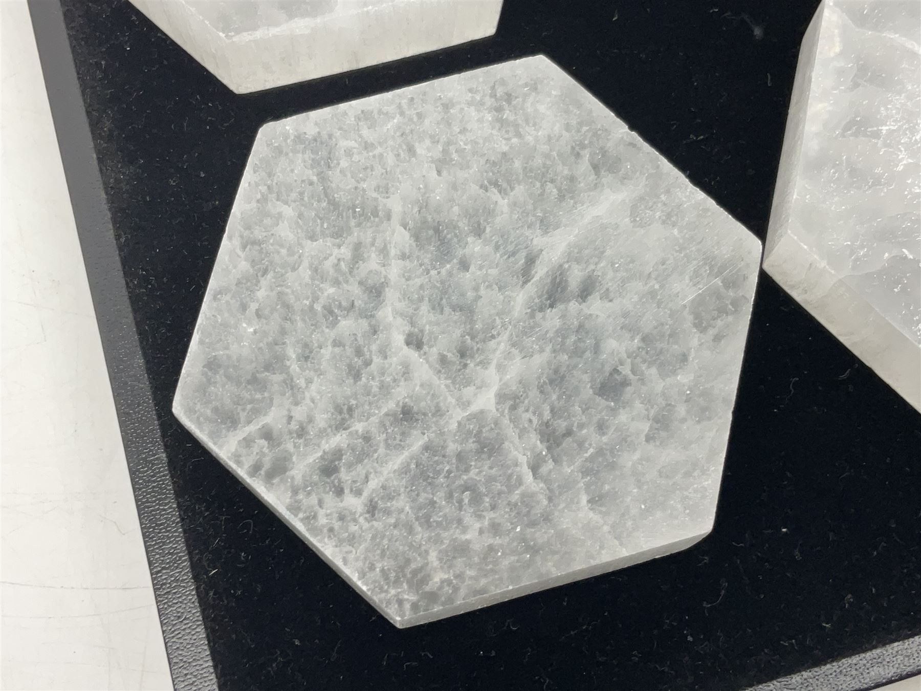 Set of six selenite hexagonal coasters, D7cm