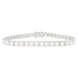 18ct white gold round brilliant cut diamond bracelet, stamped, total diamond weight 12.20 carat, with World Gemological Institute report 