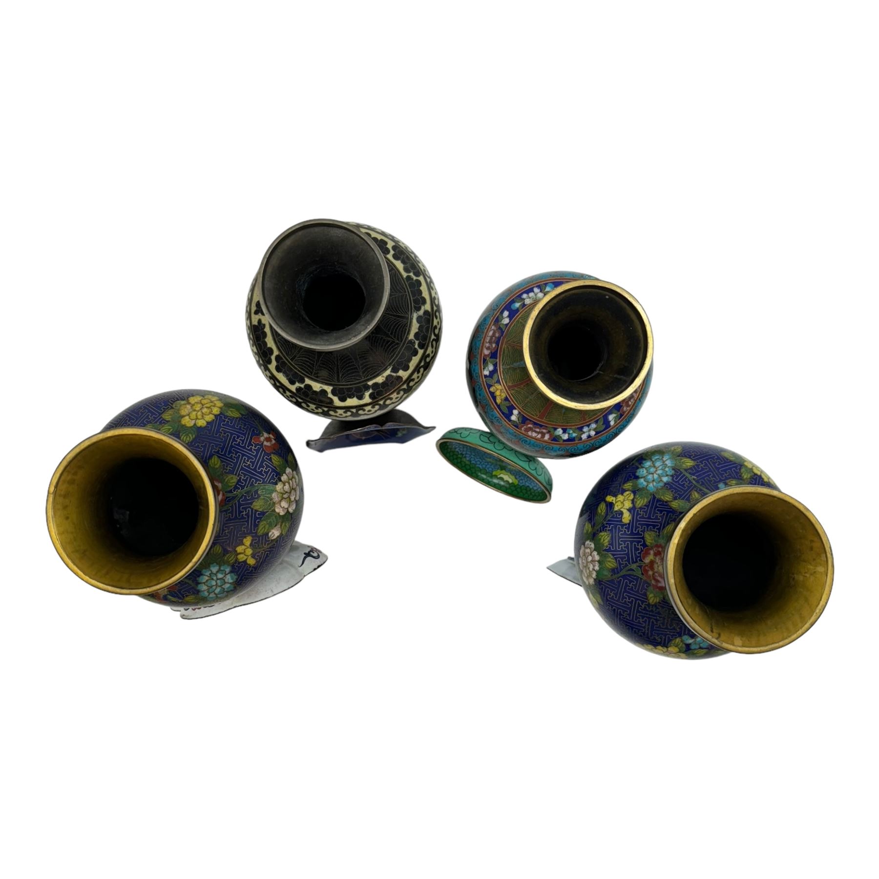 Group of four Chinese cloisonné vases, together with four cloisonné dishes, vases H24cm