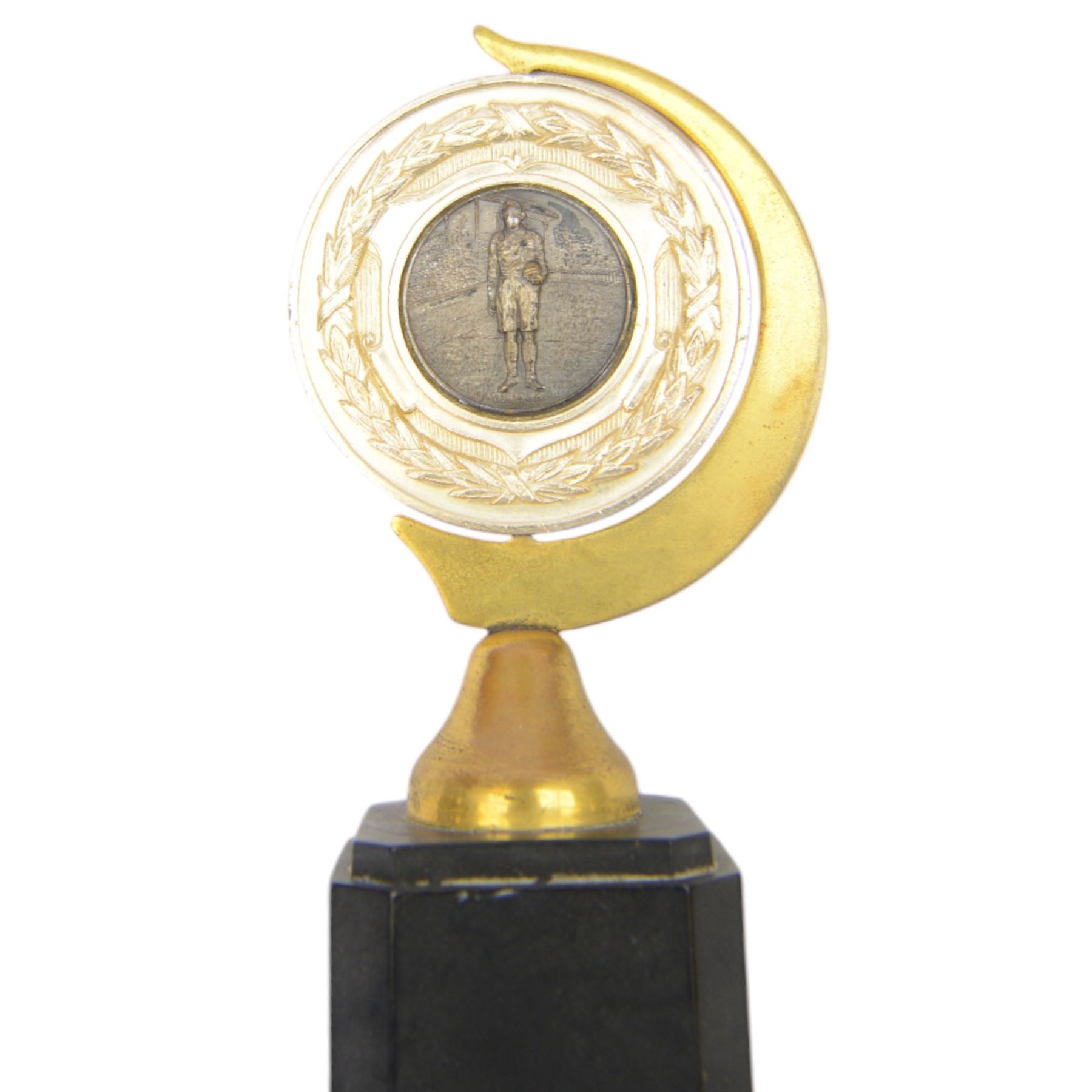 Collection of football memorabilia belonging and relating to the Hull based referee Frank Coultas, including 9ct gold Referee's medal for the 1957 Aston Villa v Manchester United FA Cup Final, inscribed 'The Football Association, F.B Coultas, F.A. Challenge Cup Competition, Final Tie 1957', hallmarked and in original case; the kit worn by him to referee the 1957 FA Cup Final and ephemera relating to the match including photographs, programmes and tickets; together with other football memorabilia collected by Frank Coultas, including programmes, photograph and ticket stubs, with some items relating to the 'Busby Babes'