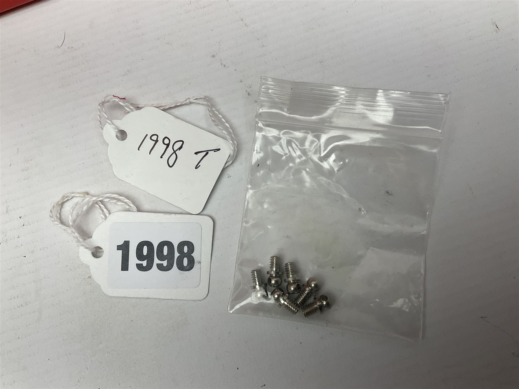 Ace Trains '0' gauge - E3 '2006 Celebration Class' 4-4-0 tender locomotive No.2006 in LNER green; boxed with original packaging and instructions.