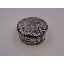 Edwardian Arts and Crafts lidded box, of circular form, with planished decoration to body and screw cover, hallmarked Walker & Hall, Sheffield 1905, H5cm, D10.5cm