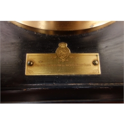  The Royal Geographical Society World Clock, hand worked brass with 15-jewel movement on mahogany base, Franklin Mint Ltd.ed, with certificate and instructions, H26cm   