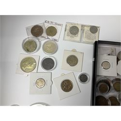 Coins, fantasy coins and tokens, including Great British pre decimal coinage, small number of pre 1947 silver coins, commemorative type coins, small travel clock, Queen Elizabeth II vintage tin etc, housed in a hard shell carry case 