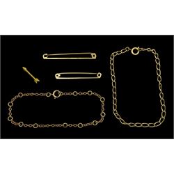9ct gold jewellery including two bracelets, two bar brooches and an arrow pin