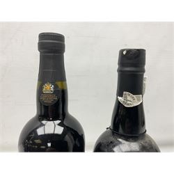 Mixed port, comprising Warre's 1977, vintage port, Quinta do Estanho, 1997, vintage port, Croft Quinta da Roeda, 2002, vintage port, Taylors, 1994, port and Taylors 2015, port, various contents and proof (5)