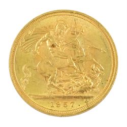 Queen Elizabeth II 1957 gold full sovereign coin