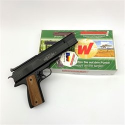 Weihrauch Sport HW 45 .22 air pistol L28cm overall. Looks virtually unused in box.