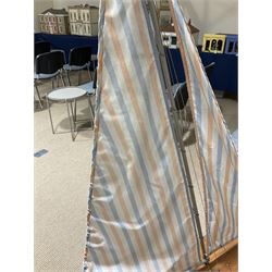 Large pond yacht with simulated planked mahogany deck, mahogany hull, wooden keel and stern fin and tubular aluminium mast with two sails; on wooden stand L131cm H on stand 177cm