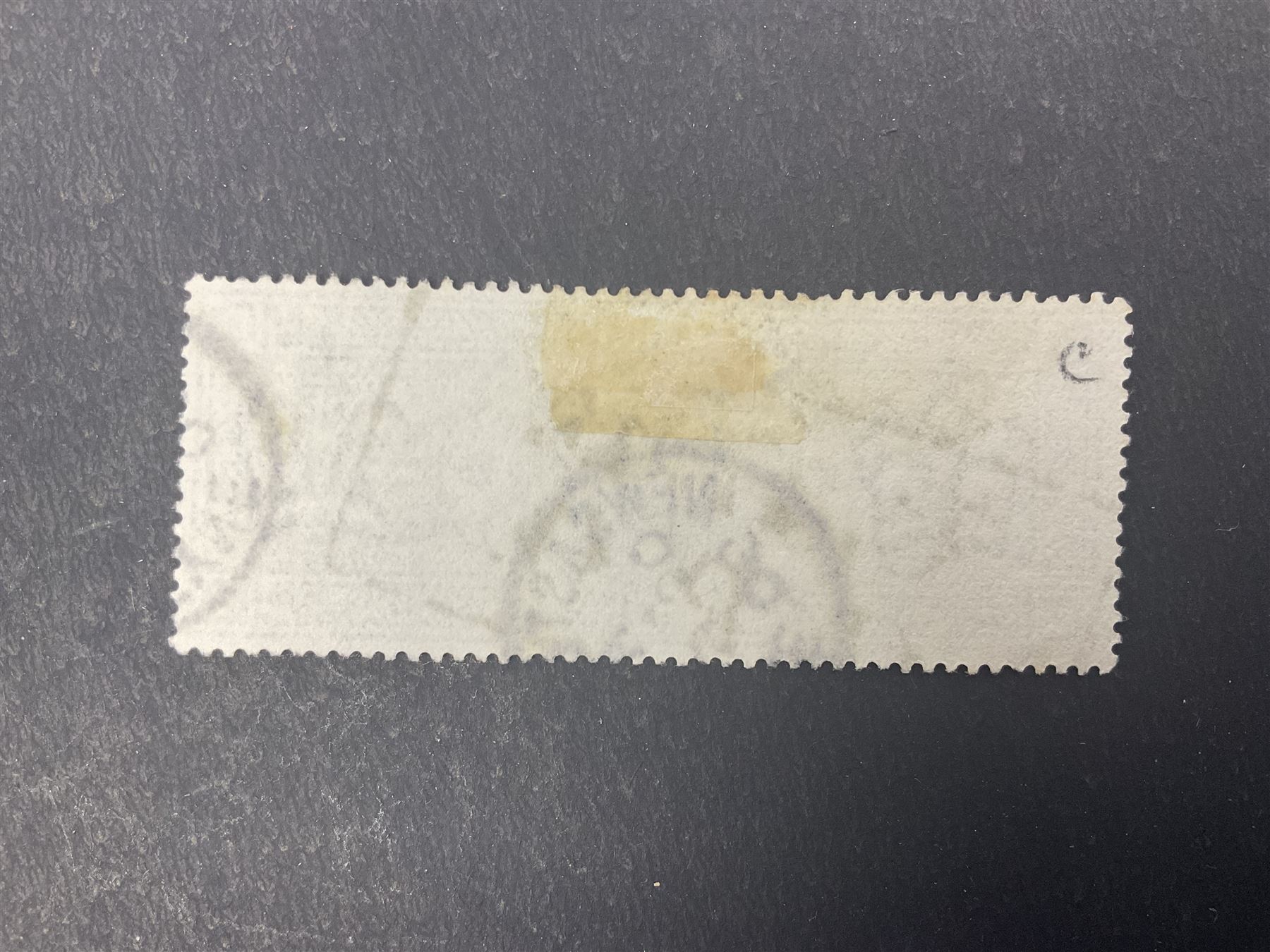 Great Britain Queen Victoria one pound brown-lilac stamp, used, previously mounted