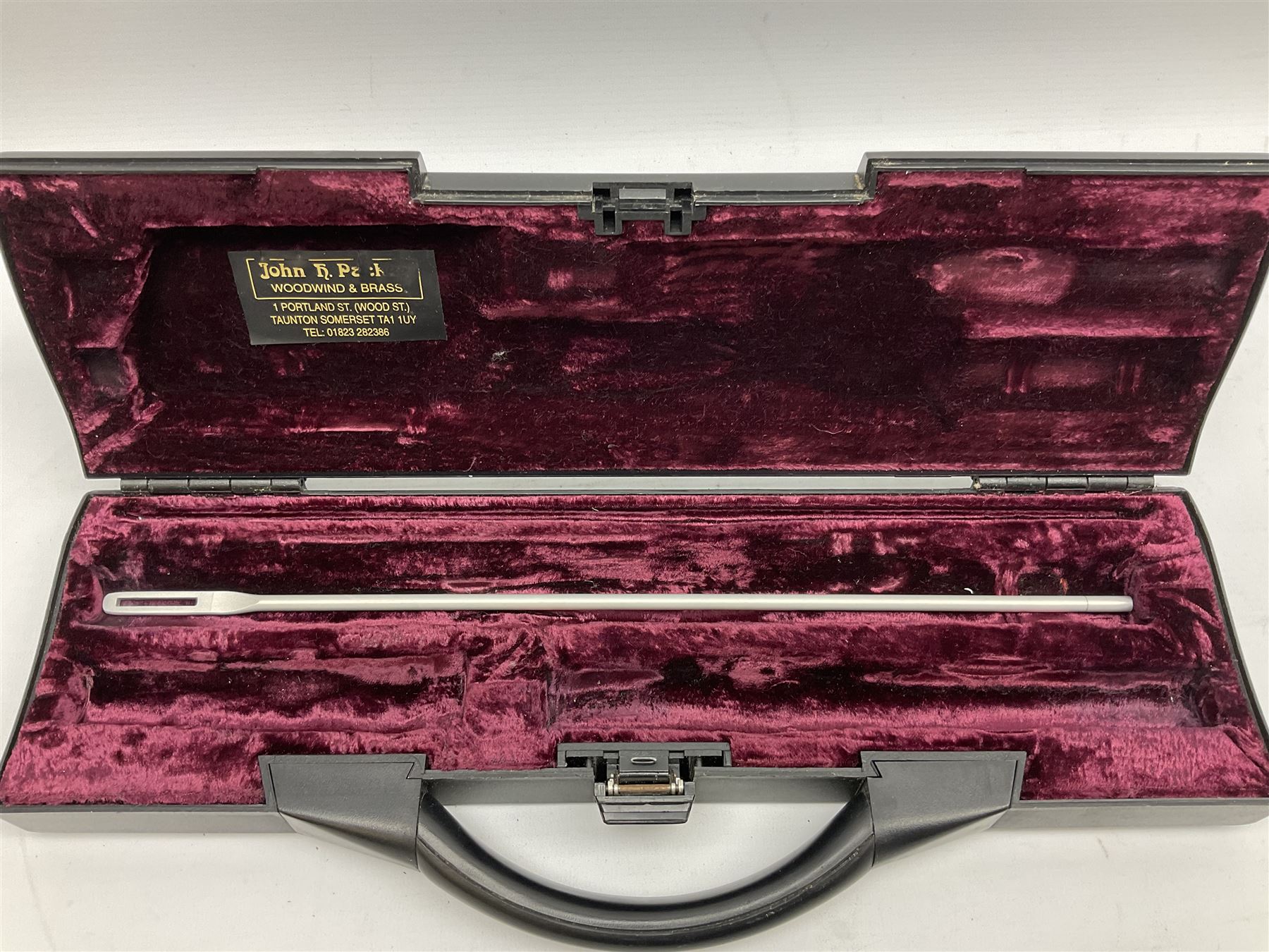 Buffet Crampon Paris three-piece flute, marked Cooper Scale AKC E, serial no.715182; cased