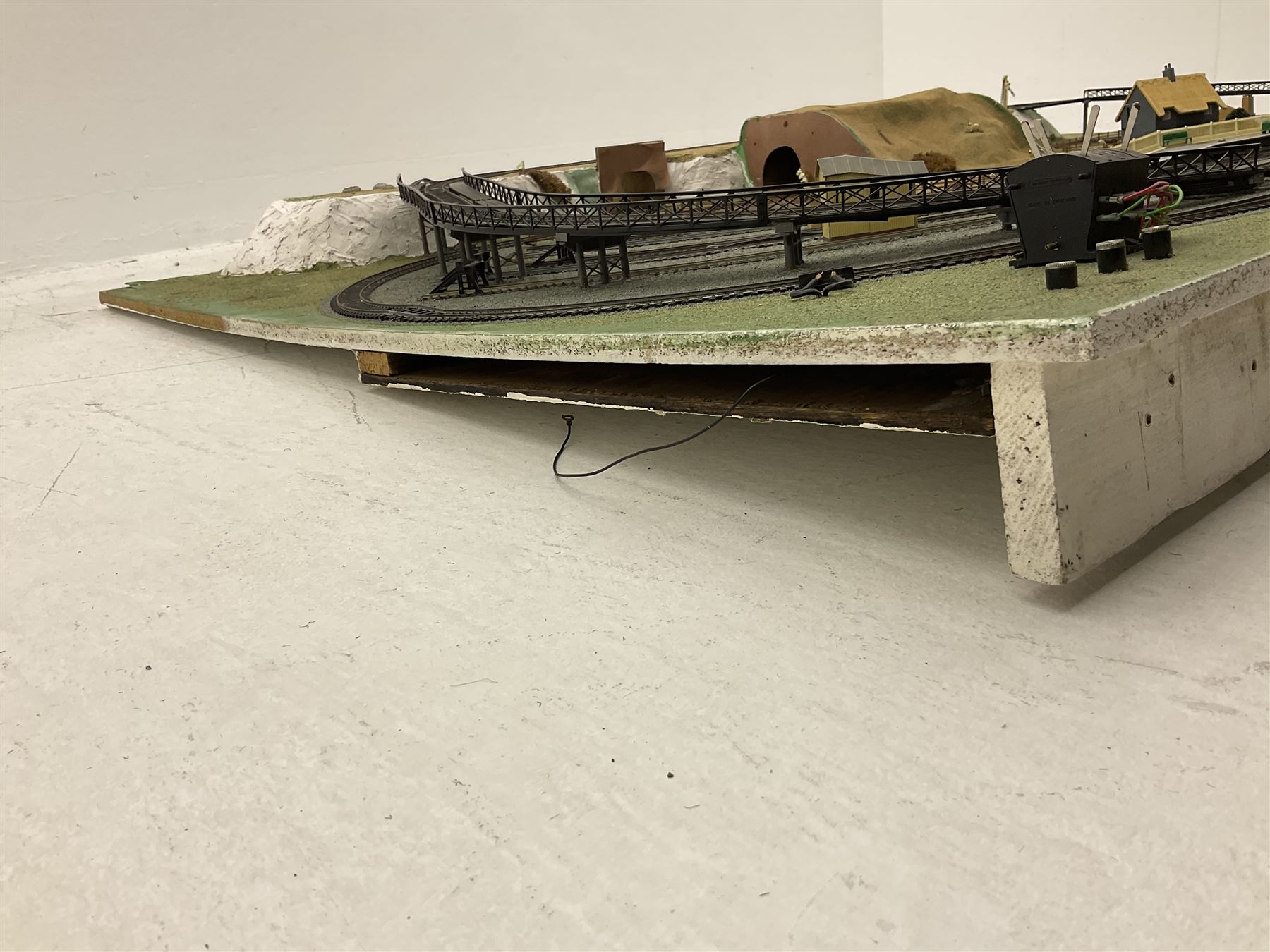 Hornby 00 gauge model railway layout; plastic model railway layout with