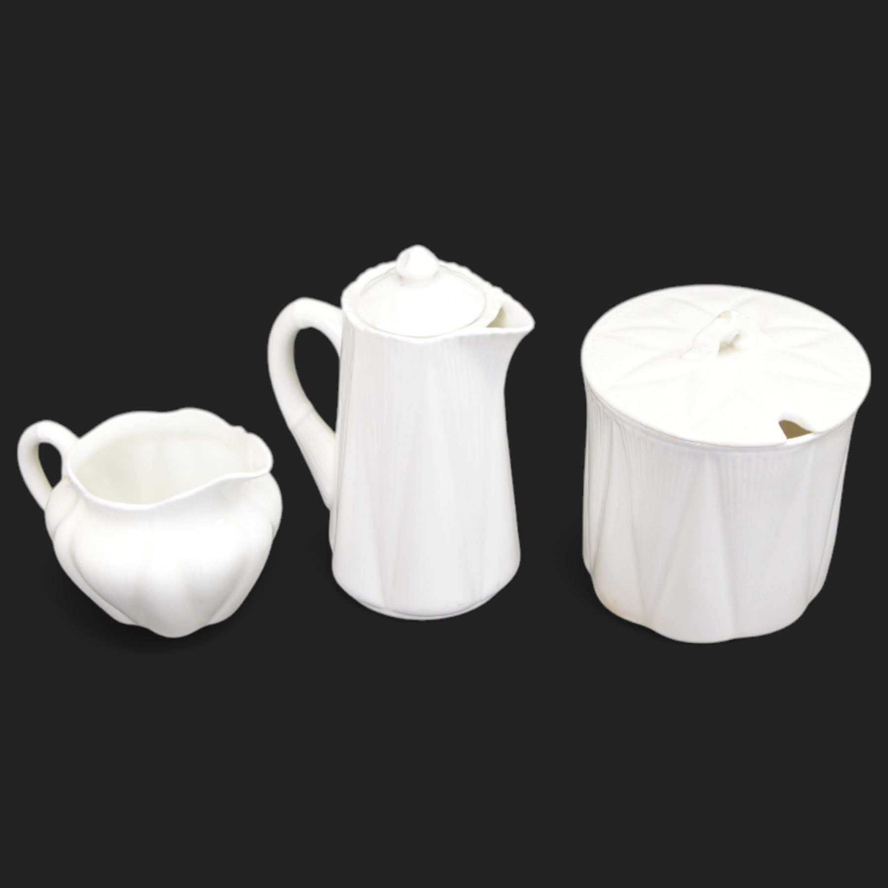 Shelley Dainty White tea set, registered design number 272101, including teapot, milk jug, open sucrier, ten teacups, eighteen side plates etc