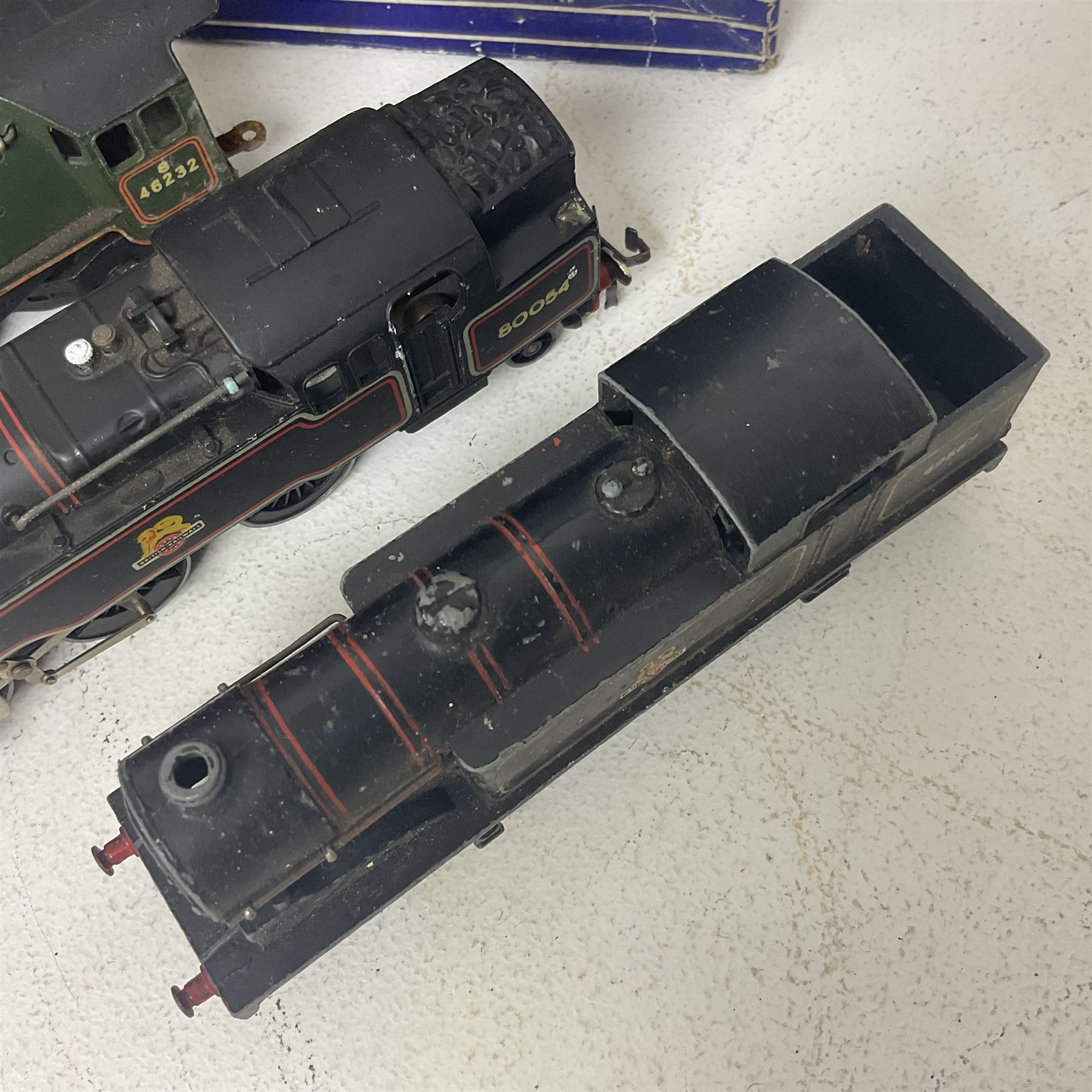 Hornby Dublo - 3-rail Class 8F 2-8-0 freight locomotive no.48158 with tender, Duchess Class 4-6-2 ‘Duchess of Montrose’ locomotive no.46232, Class 4MT Standard Tank 2-6-4 locomotive no.80054, all in original boxes; and Class N2 0-6-2 Tank locomotive no.69567, without box (4) 
