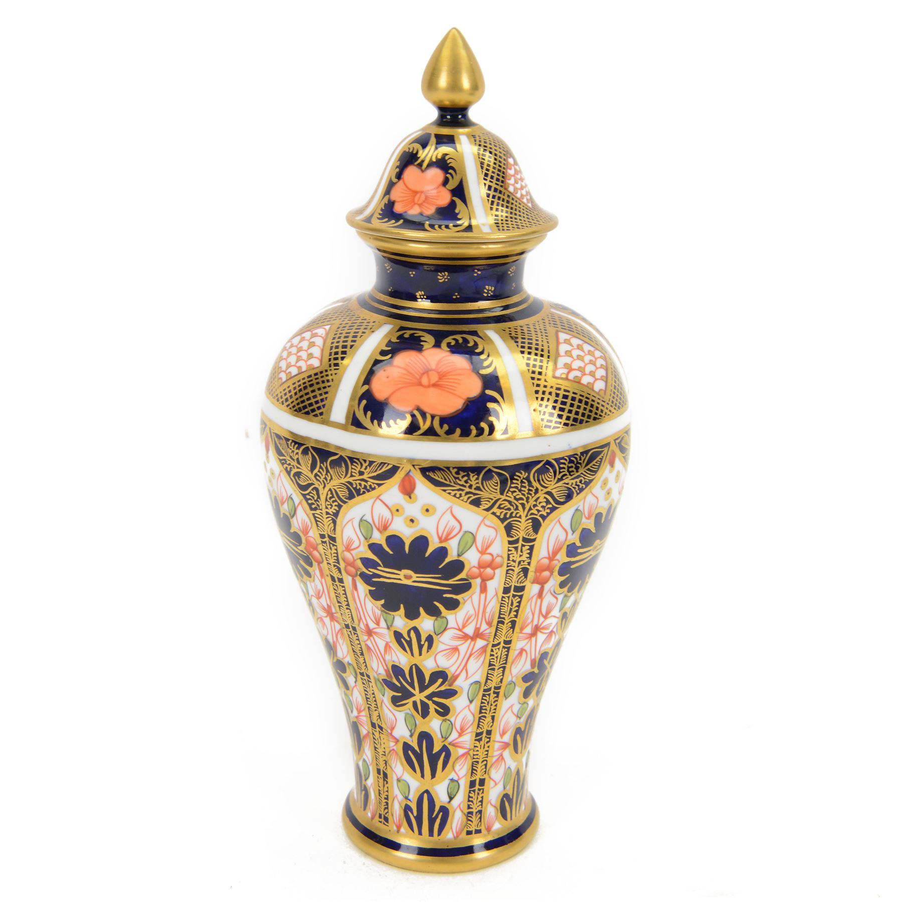 Late 20th century Royal Crown Derby Imari 1128 pattern vase and cover, of baluster form with domed lid, with printed marks beneath including lid H23cm