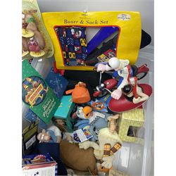 Quantity of Wallace and Gromit toys, accessories and memorabilia including soft toys, figurines, electronic ‘Talking Wallace’, car screen shades, and a quantity of Chicken Run Related merchandise, in three boxes
