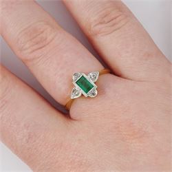 Edwardian gold and platinum emerald and diamond ring, single milgrain set rectangular cut emerald, surrounded by four single cut diamonds, stamped 18ct & PT