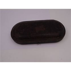 Victorian silver five bar toast rack, hallmarked Stokes & Ireland Ltd, together with Victorian silver fork and spoon set, each with beaded rims, hallmarked London 1896, William Hutton & Sons Ltd, toast rack H8cm