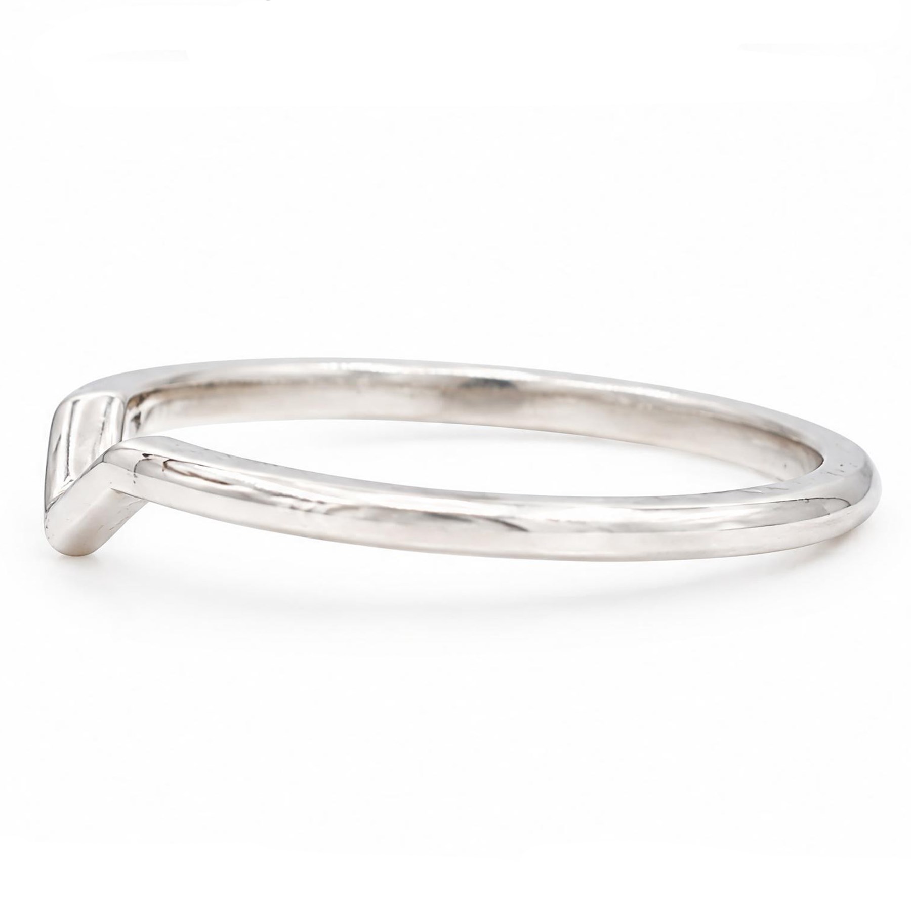 Tiffany & Co. platinum knife edge wishbone ring, hallmarked