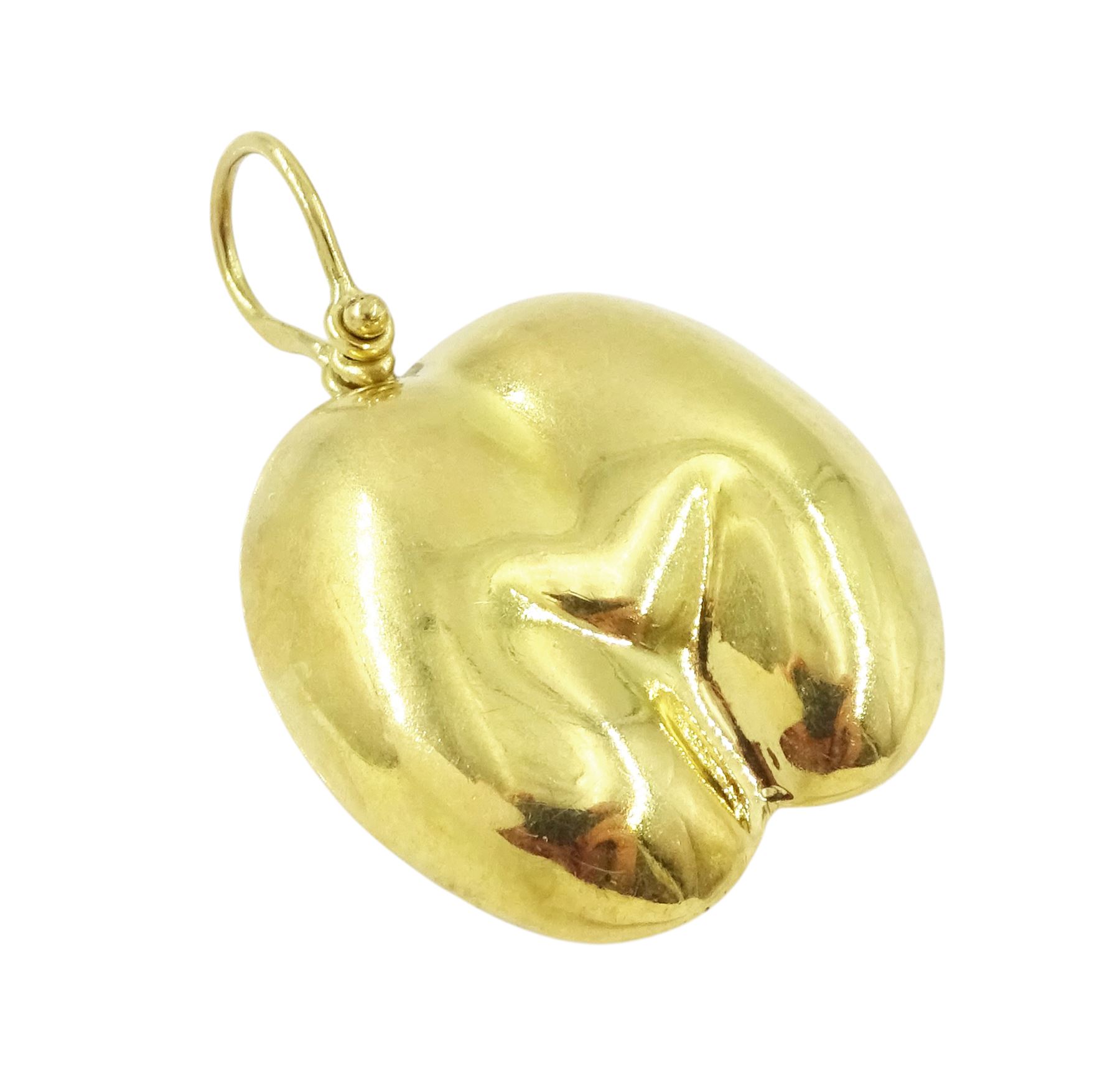 18ct gold Coco de Mer pendant, stamped