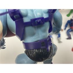 Group of 1980s Masters of the Universe figures to include He-Man, Skeletor, Stridor and Battle Cat, with collection of accessories 