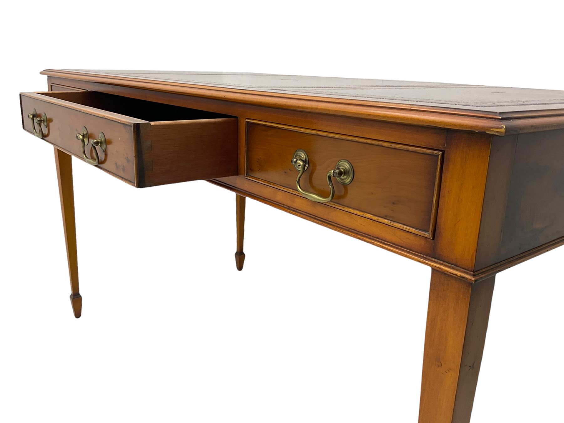Bevan Funnell reprodux Georgian style yew wood library table, with leather top 