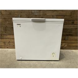 Fridgemaster MCF 194 chest freezer