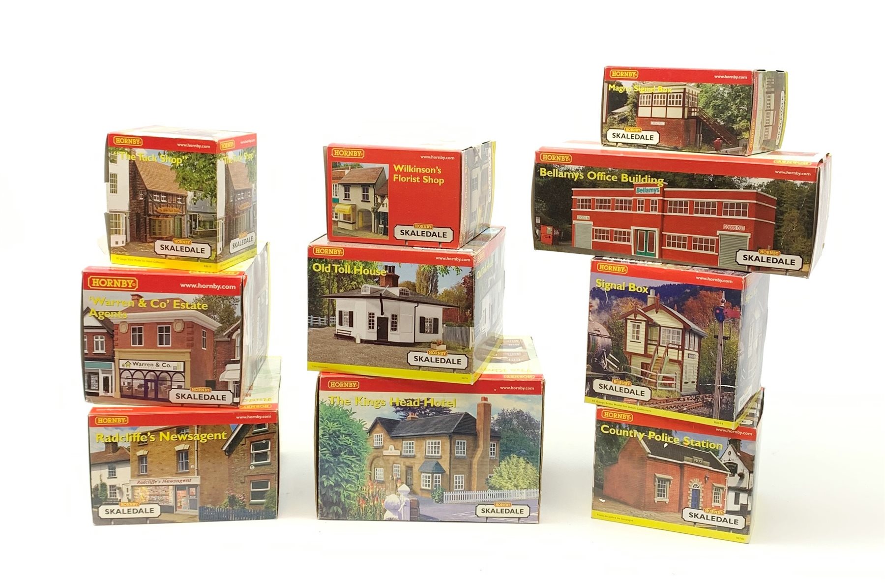 Hornby Skaledale ten various buildings including The Kings Head Hotel