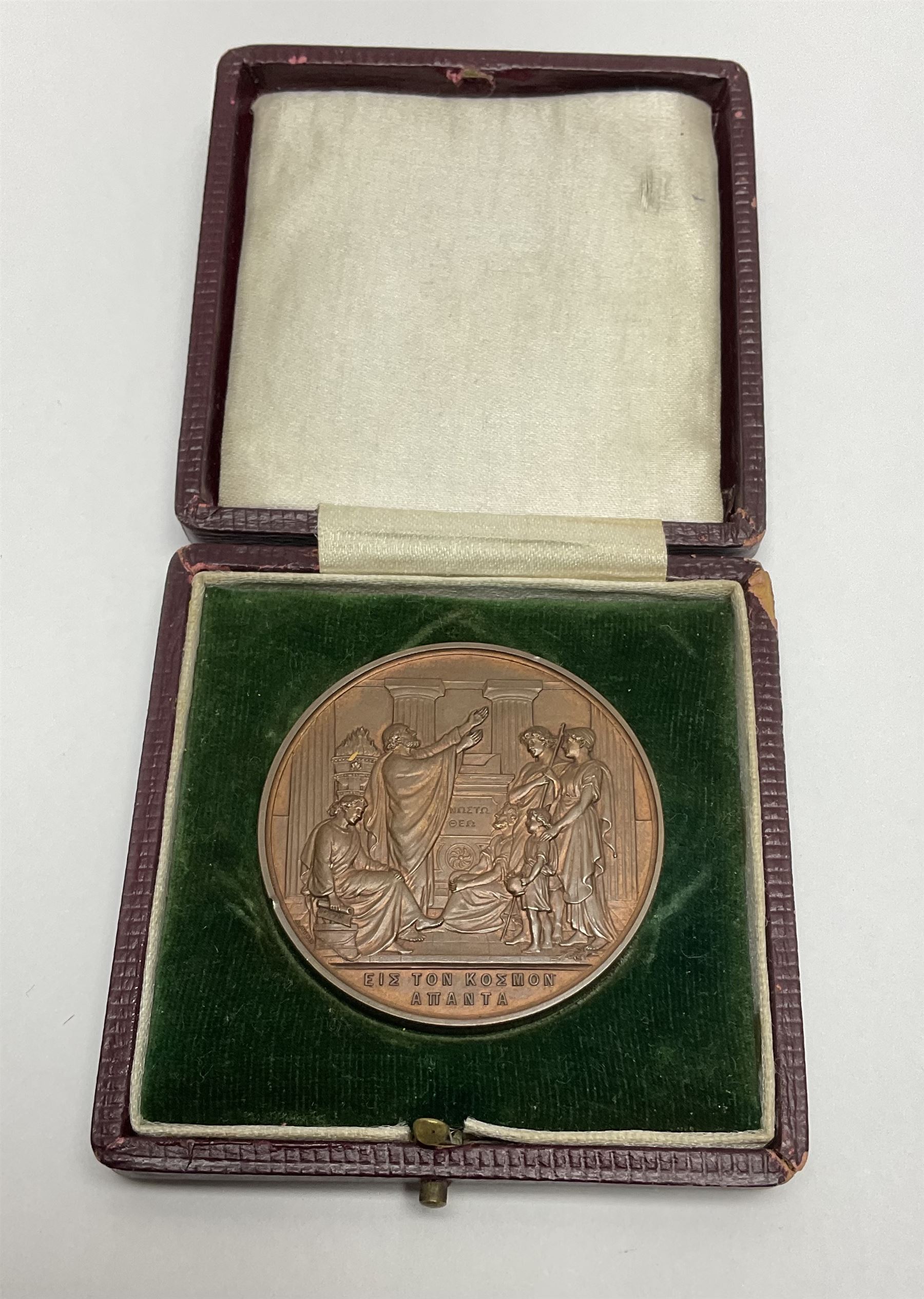 David Livingstone (1813-1873) commemorative medallion celebrating the Centenary of his birth, by Allan Wyon, struck on the Centenary of Livingstone's birth in 1913, in original maroon case 'Livingstone Centenary 1913' to the lid